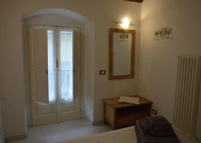 Posizione_strategica_sottosopra_laspezia *